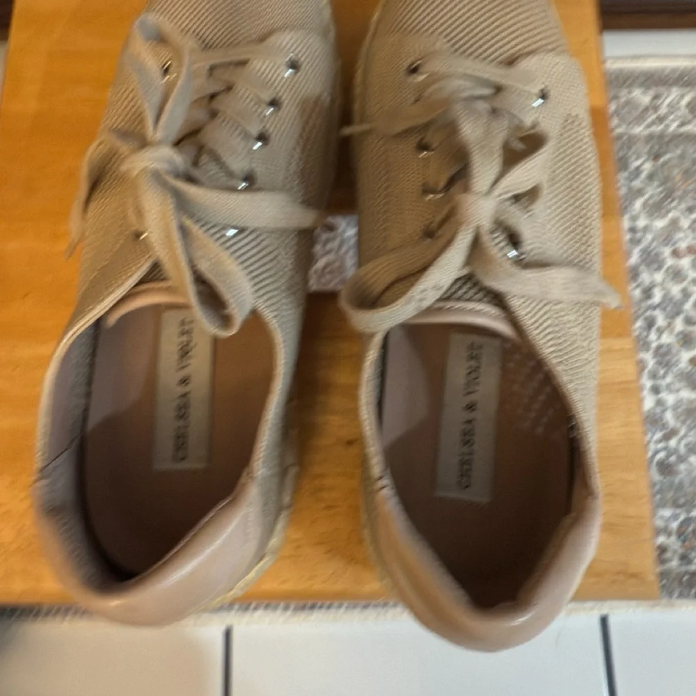 Chelsea & Violet‎ Beige Espadrille Sneakers